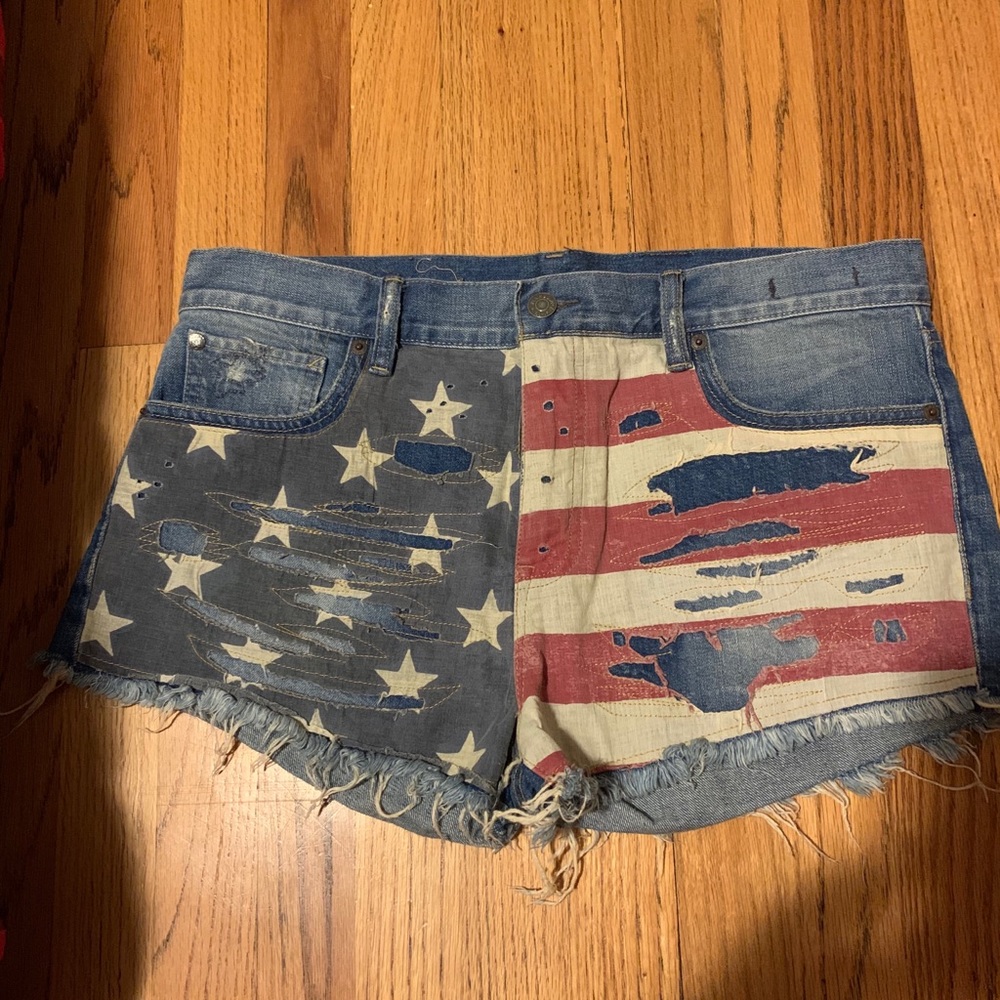 Women’s shorts